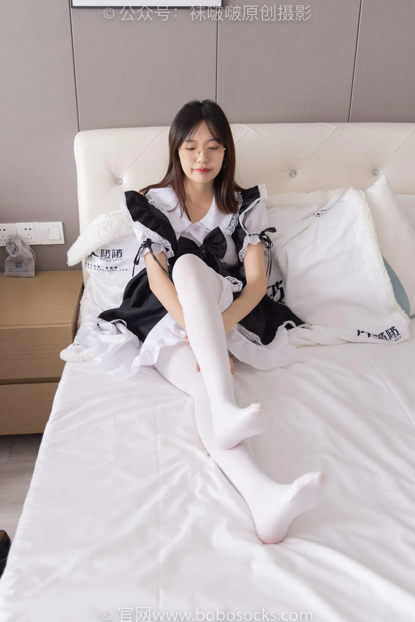 [BoBoSocks袜啵啵]NO.195 小甜豆-黑皮鞋、厚白丝、女仆装 [135P]插图6